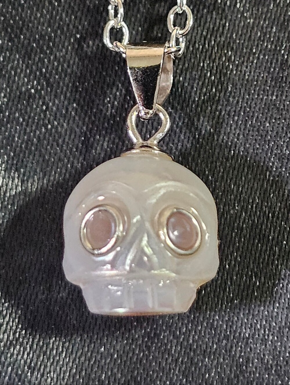 10mm Carved Freshwater Pearl Skull Memento Mori Pendant & Sterling Silver Chain